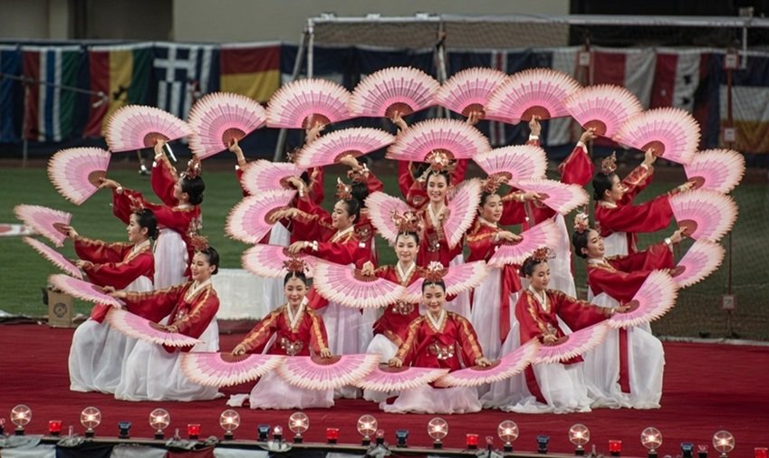 The Korean Folk Ballet at Yankee Stadium 1st June 1976